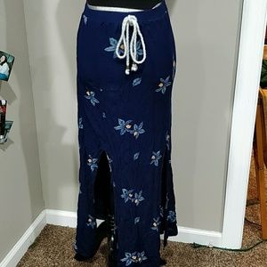 Maxi skirt